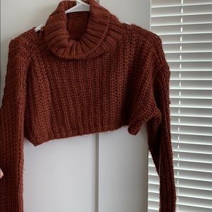 Wool crop sweater